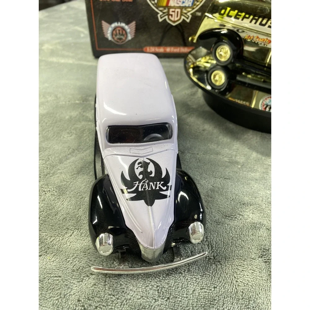 Racing Champions NASCAR Hank Bocephus 40 Ford 1:24 Diecast 2 Car Set 1 Of 2500